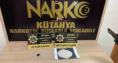 Kütahya'da eşyaları arasında uyuşturucu ele geçirilen 2 otobüs yolcusu tutuklandı