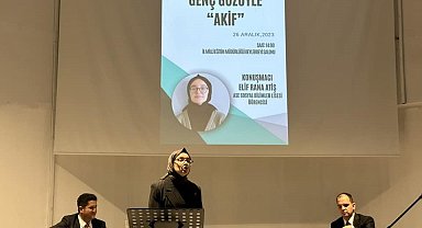 Kütahya'da lise öğrencisinden, "Genç Gözüyle Mehmet Akif" isimli konferans