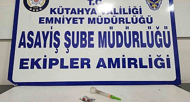 Kütahya'da pavyon denetiminde uyuşturucu ele geçirildi