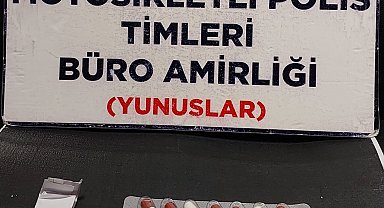 Kütahya'da Polis Timlerince durdurulan araçta uyuşturucu ele geçirildi