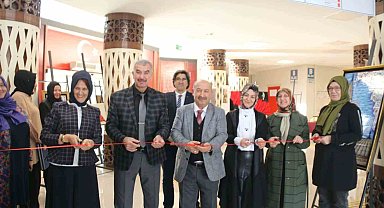 Kütahya'da, "Mehmet Akif'in Nefesi, Hürriyetin Gür Sesi: İstiklal Marşı!" isimli sergi
