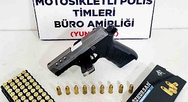 Kütahya'da Yunus Timleri ruhsatsız tabanca ele geçirdi