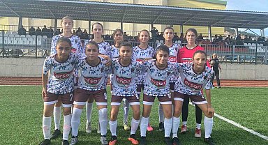 Maçta dostluk kazandı