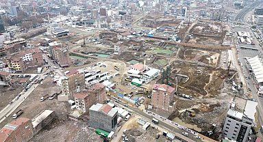 Malatya Çarşı Projesi'nde iş makineleri aralıksız çalışıyor