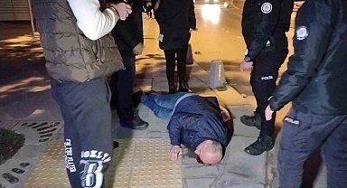 Maltepe'de alkollü şahıs yere düşüp kafasını kaldırıma çarparak yaralandı