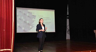 Mamak Belediyesi genç çiftlere evlilik öncesi eğitim veriyor