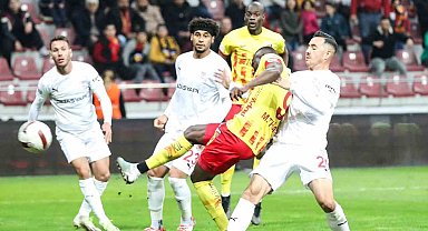 Mame Baba Thiam 10. golünü attı