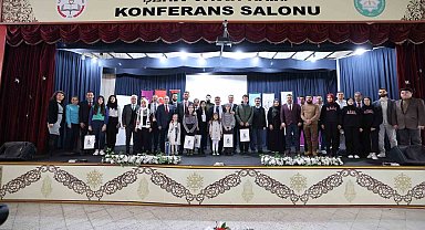 Manisa'da "Kalbimdeki İyilik Filistin" adlı şiir yarışması düzenlendi