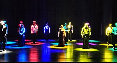 Mehmet Akif Ersoy Mersin'de tiyatro ile anılacak