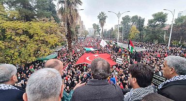 Memur-Sen'den Şanlıurfa'da "Filistin'e Özgürlük Yürüyüşü"