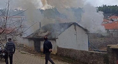 Menteşe'de ev yangını