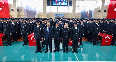 Mersin'de 446 polis adayı mezun oldu