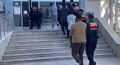 Mersin'de fuhuş ve insan ticareti operasyonu: 2 tutuklama