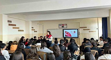 Mersin'de siber farkındalık eğitimi