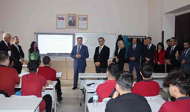 Meslek liseleri tematik oluyor, fabrikaların içinde okul açılıyor
