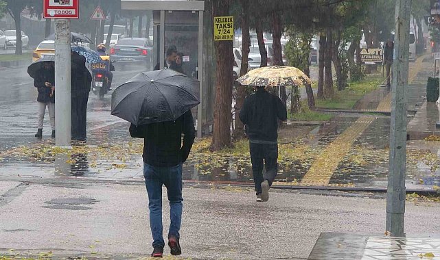 Meteoroloji dün uyardı: Diyarbakır'da sağanak etkili olmaya başladı