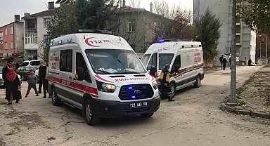 Minibüsün çarptığı 2 çocuk yaralandı