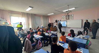 Minik öğrencilere polislik mesleği tanıtıldı