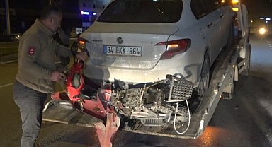 Motosiklete çarpan sürücü olay yerinden kaçtı