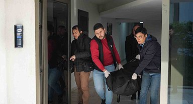 Müdür yardımcısı boğazı bıçakla kesilmiş halde bulundu
