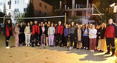 NAFAD ekipleri gençlere afet eğitimi vermeye devam ediyor