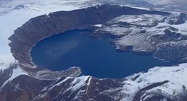 Nemrut Kalderası'nda muhteşem kar görüntüleri