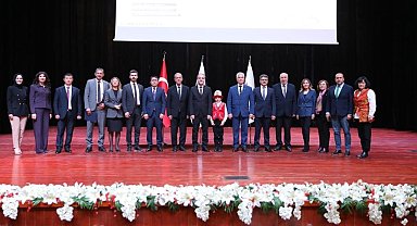 Niğde'de Cengiz Aytmatov ve Baken Kıdıkeyeva Anıldı
