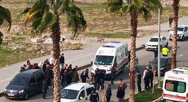 Nusaybin'de motosiklet sürücüsü 13 yaşındaki çocuğa çarptı: 2 yaralı