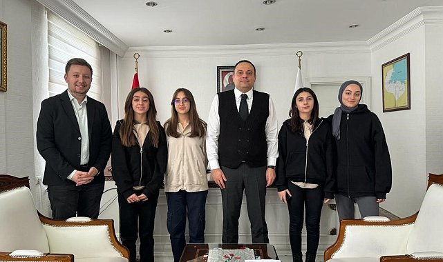 Öğrencilerden Kaymakam Demir'e ziyaret