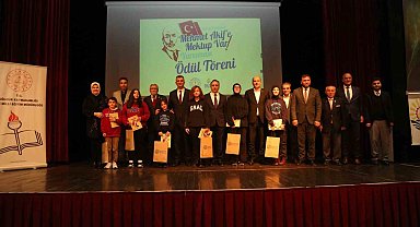 Öğrencilerden Mehmet Akif Ersoy'a mektup