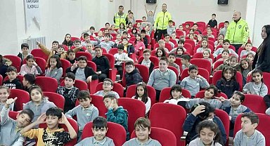 Öğrencilere trafik eğitimi verildi