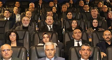 Öğretmenler 'Aybüke: Öğretmen Oldum Ben' filmini izledi