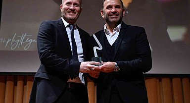 Okan Buruk: "Hedefimiz Avrupa'da tekrardan kupa kazanmak"