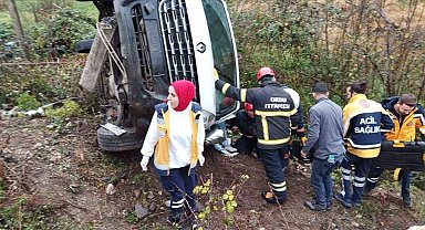 Ordu'da kamyonet devrildi: 4 yaralı