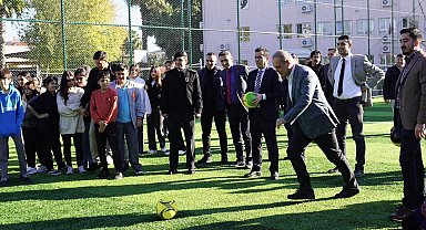 Ortaca'ya yeni halı saha