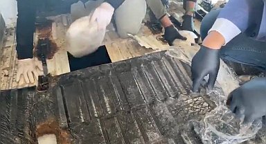 Osmaniye'de iki araçta toplam 60 kilo 600 gram uyuşturucu ele geçirildi:1 kişi tutuklandı