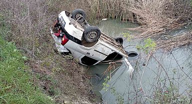 Otomobil su kanalına düştü, 1 kişi boğuldu, 4 kişi yaralandı