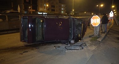 Otomobil yan yola uçtu, sürücü kayıplara karıştı