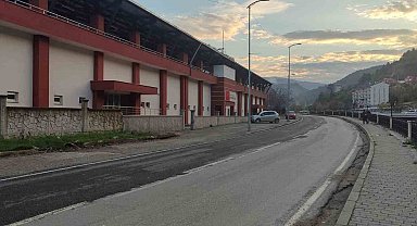 Otomobilin çarptığı çocuk yaralandı