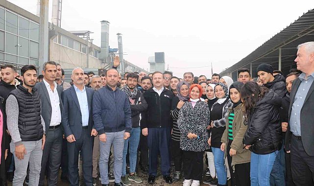 Öz İplik İş Sendikası Genel Başkanı Ay, Şanlıurfa'da tekstil işçileriyle bir araya geldi