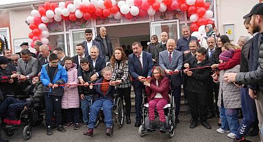 Özel bireylere umut olacak yaşam merkezi hizmete açıldı