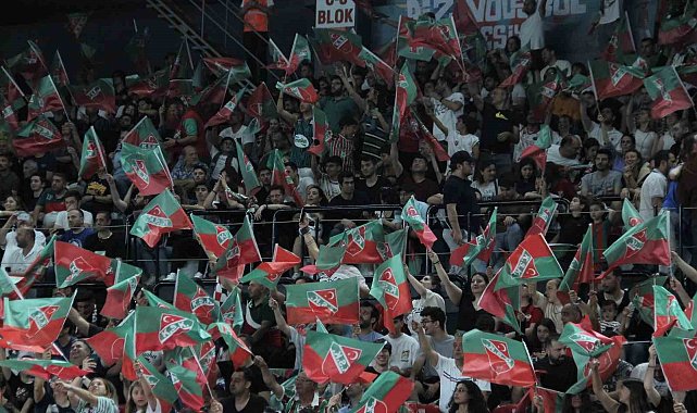 P. Karşıyaka, depremden etkilenen çocukları sevindirecek