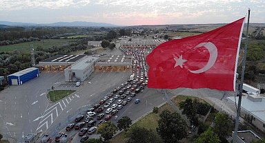 Pandemide kapanan Kapıkule'deki yaya geçişi yeniden başladı