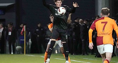 Pendiksporlu futbolcular, hayatını kaybeden Filistin çocuklara dikkat çekti