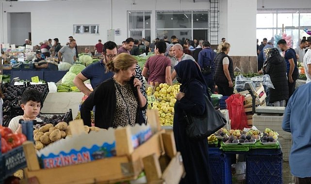 Perakende satış hacmi aylık yüzde 2 arttı