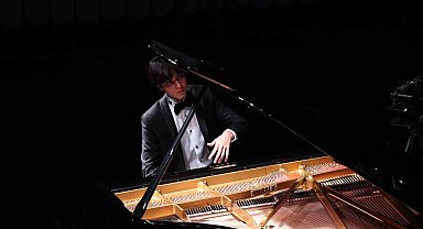 Piyanonun 16 yaşındaki yıldızı Antalya'da