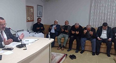 Prof. Dr. Kadir Özköse: "Mesnevi'yi okuyup Müslüman olan çok sayıda insan var"