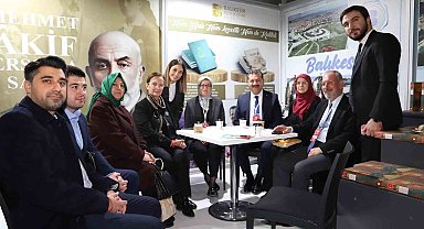 "Mehmet Akif Ersoy'a Saygı" kitabına büyük ilgi