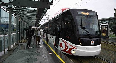 Raylı sistemde yoğunluğu azaltacak yatırım: 10 yeni tramvay 2024'te