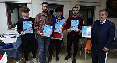 Resim kursu öğrencilerinden dezavantajlı öğrencilere boyama kitabı